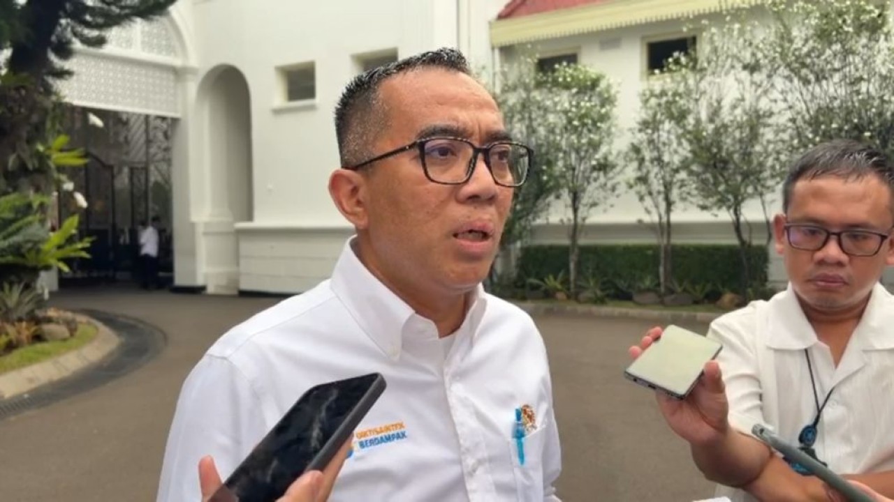 Menteri Pendidikan Tinggi, Sains, dan Teknologi (Mendiktisaintek) Brian Yuliarto. (Foto: Dok/Istimewa/Bakom RI)