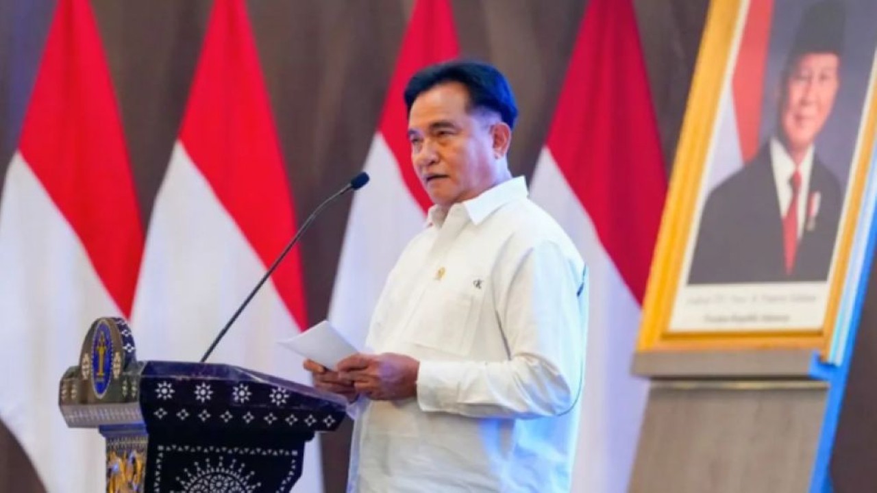 Arsip. Menteri Koordinator Bidang Hukum, HAM, Imigrasi, dan Pemasyarakatan Yusril Ihza Mahendra dalam kegiatan konsolidasi bersama tiga kementerian teknis di bawah Kemenko Kumham Imipas, di Jakarta, Senin (8/6/2026). (Foto: ANTARA/HO-Kemenko Kumham Imipas)