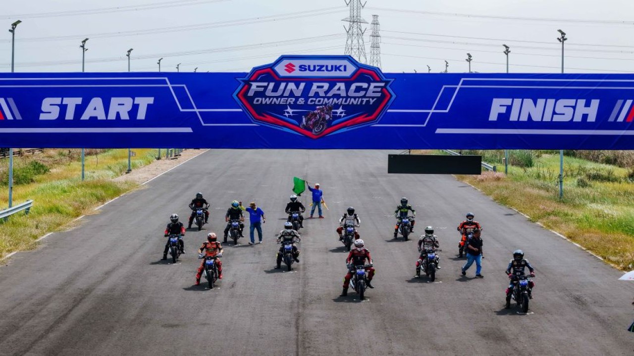 PT Suzuki Indomobil Sales (SIS) menggelar Suzuki Fun Race Owners & Community ke-4 di Sirkuit Gelora Bung Tomo, Surabaya pada Sabtu, 11 Juli 2026. (Foto: Dok/Istimewa/SIS)