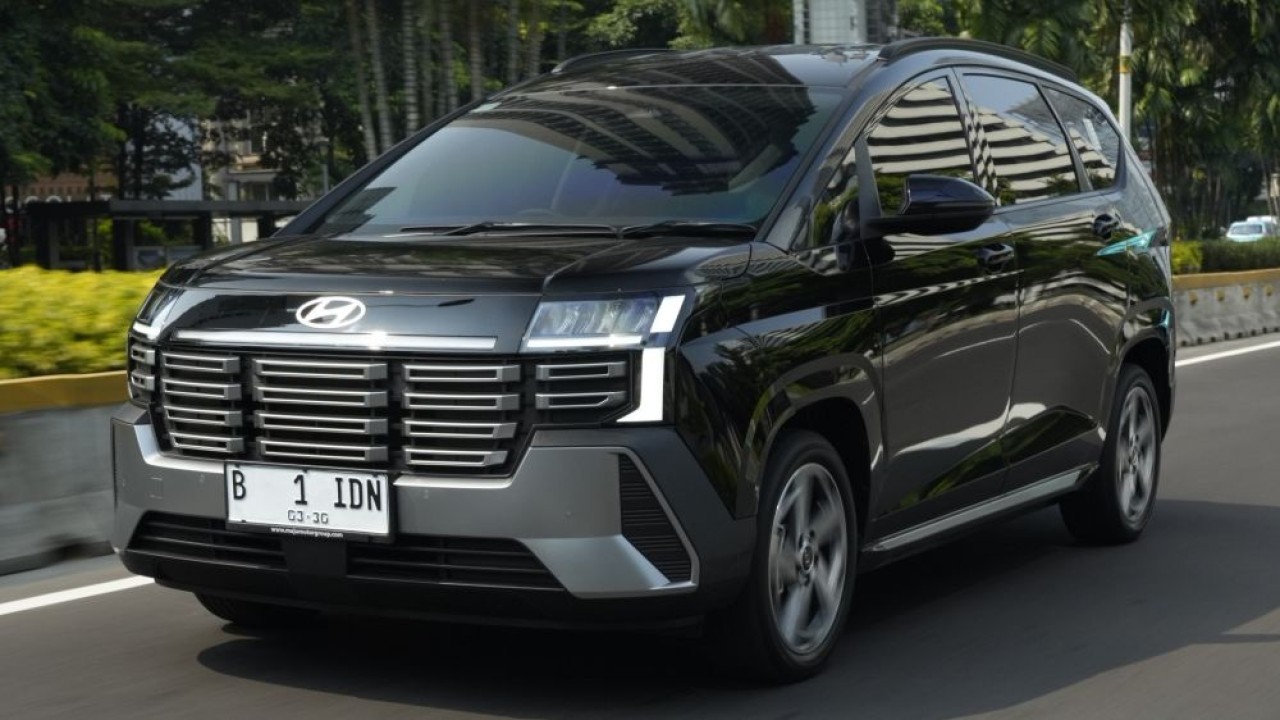 Hyundai-1787888555