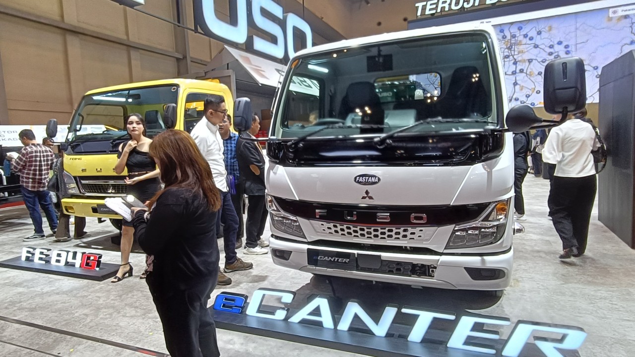 Mitsubishi Fuso memperoleh pesanan sekitar 20.600 unit truk Canter untuk mendukung operasional program Koperasi Desa Merah Putih. (Foto: Adiantoro/NTV)